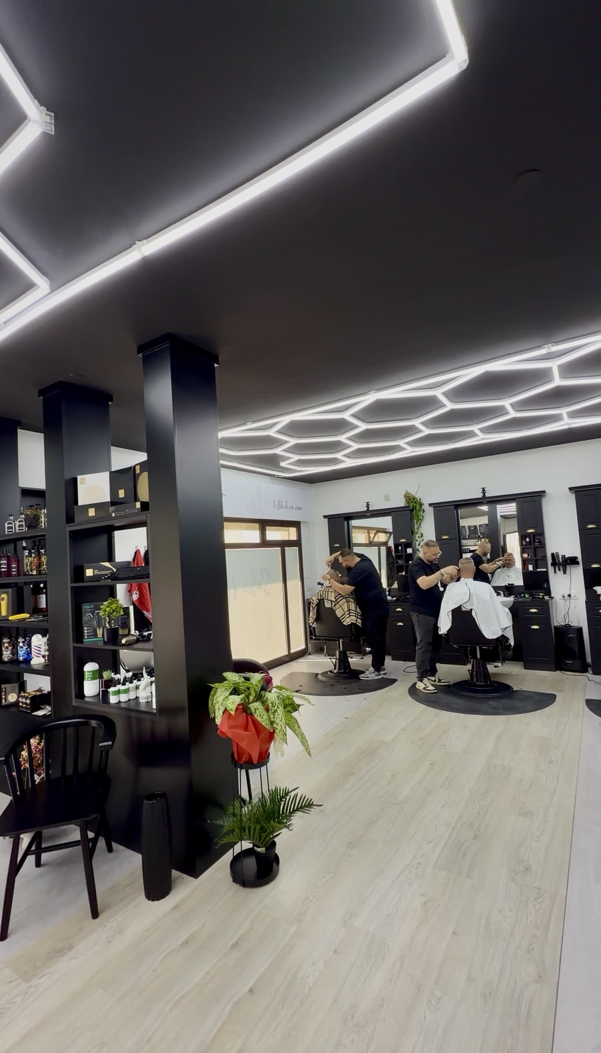 Interno del salone Salvo Hair a Rosolini